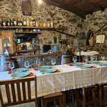 Ti Lena À l'intérieur