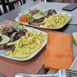 Retiro Dos Amigos Comida
