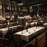 Kais Restaurante Bar Dentro