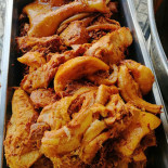 Briganoura Food