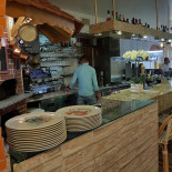 Cafe Marinho Inside
