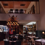 Petisqueira Marques À l'intérieur