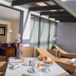Simps À l'intérieur