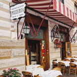 Jack's Irish Exterior