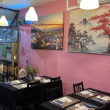 Sushi Kamakura Dentro