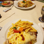 Opíparo Food