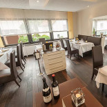 QB Restobar À l'intérieur