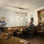 A Grega À l'intérieur