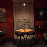 Taberna escondidinho À l'intérieur