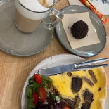 Laurel, Café Mercearia Nourriture