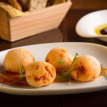Dom Queijo Cheese House Comida
