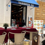 Tavern 90 Extérieur