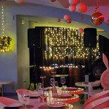 Gliese Restaurante Bar À l'intérieur