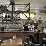 Al Grill À l'intérieur