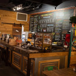 Magma Caffe À l'intérieur