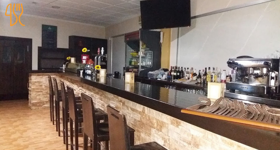 Reis Dentro