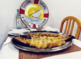 Clube Naval Praia Da Assenta food