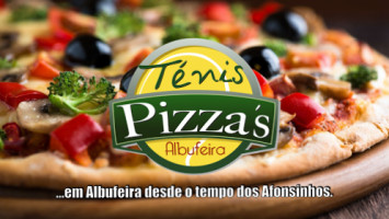 Tenis Pizza's food