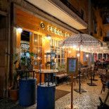 Prontinho À l'intérieur