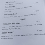 Tiny Mint Bistro Dentro