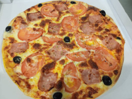 Pizzaria Okapy food