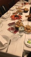Gomes,Gil & Oliveiras Lda food