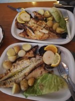 Taverna Dos Arcos food
