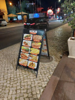 Mikie Kebab Pizza Shop food