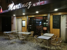 Martinez By Lx Grill inside