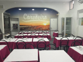 Restaurante O Carvoeiro inside