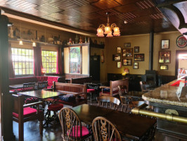George Dragon Pub inside