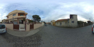 Bacalhau Do Porto outside
