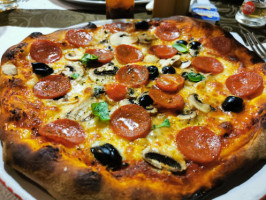 Pizzaria Di Roma food