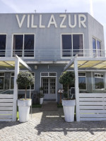 Villazur outside