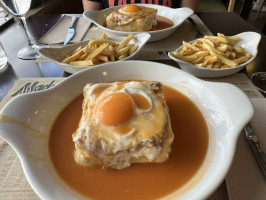 Madureira's Chamico food