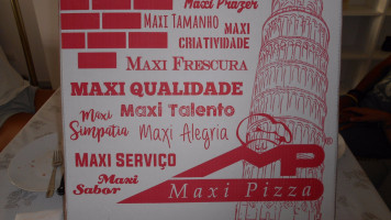 Maxi Pizza food