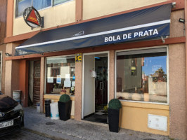 Bola De Prata outside