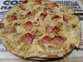 Pizza Na Pa food