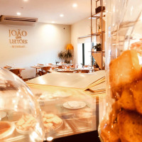 Joao Dos Leitoes food