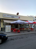 Cafe Paraiso outside