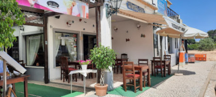 Vimar Restaurant And Bar inside