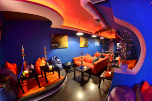 Cocktail Shisha Lounge inside