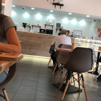 Cafetaria 87 food