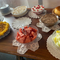 Monte De Palaios food
