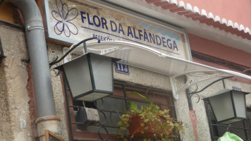 Flor Da Alfandega outside