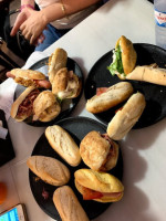 100 Montaditos Matosinhos food