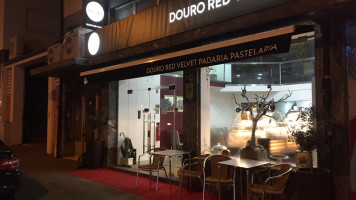 Douro Red Velvet food