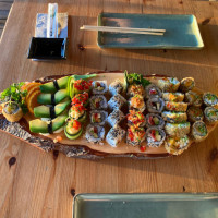 Sushi'n Paradise inside