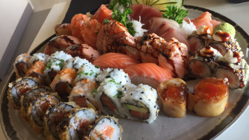 Mokuzai Sushi food