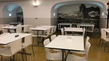 Restaurante Jardim da Manga inside